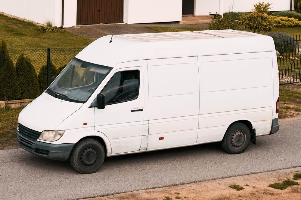 Top Reasons To Choose A Cargo Van For Your Business Needs